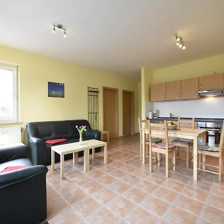 아파트 In 지로우